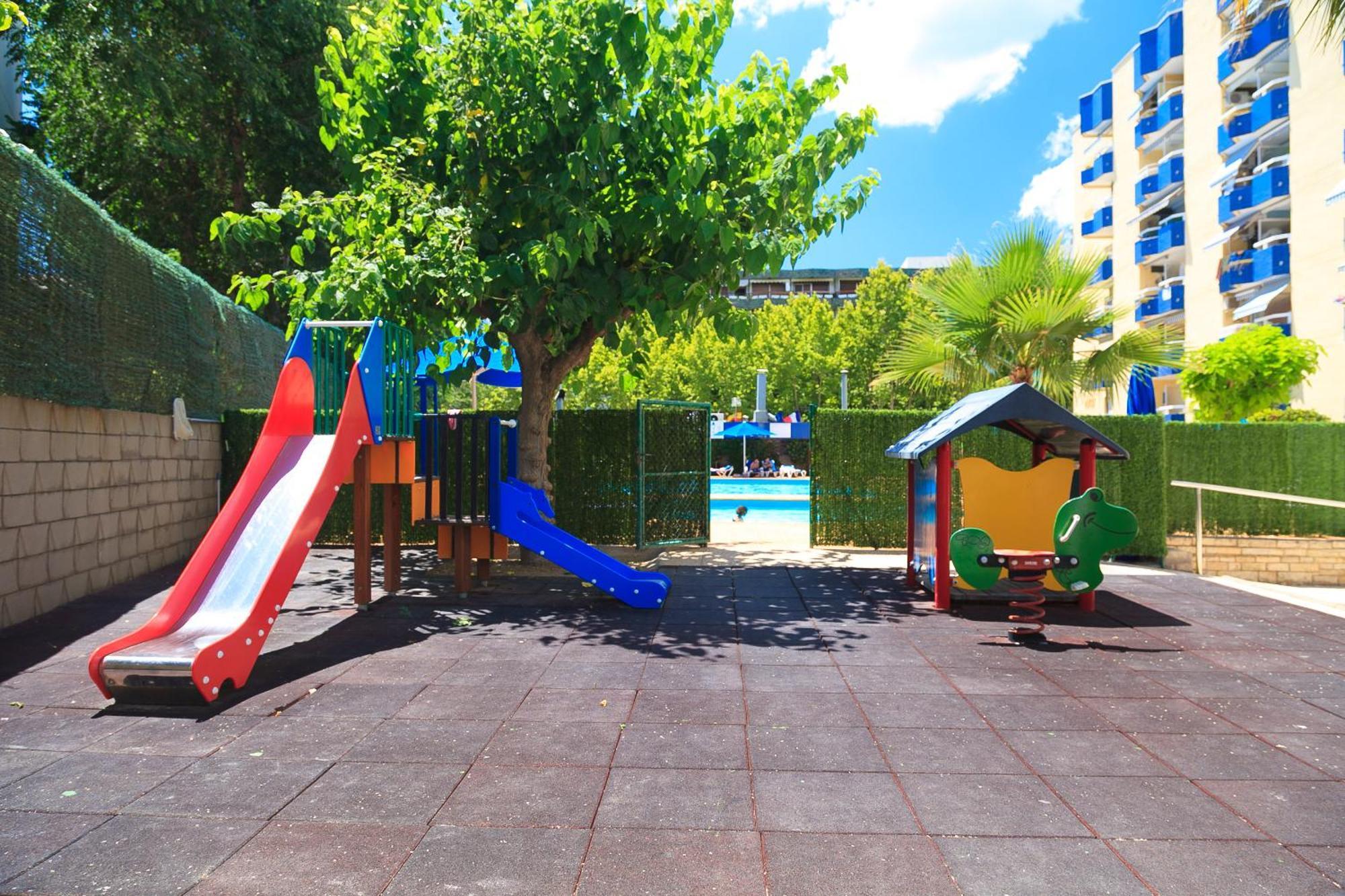 Uhc Alboran Apartments Salou Exterior photo